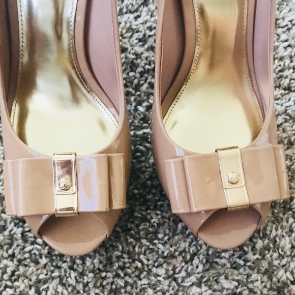 Coach Leather Pumps Size 6B - Picture 3 of 8